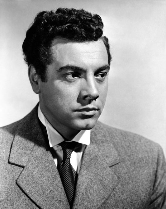 Posterazzi EVCMCDGRCAEC015H The Caruso Mario Lanza 1951 Photo Print, 8 x 10