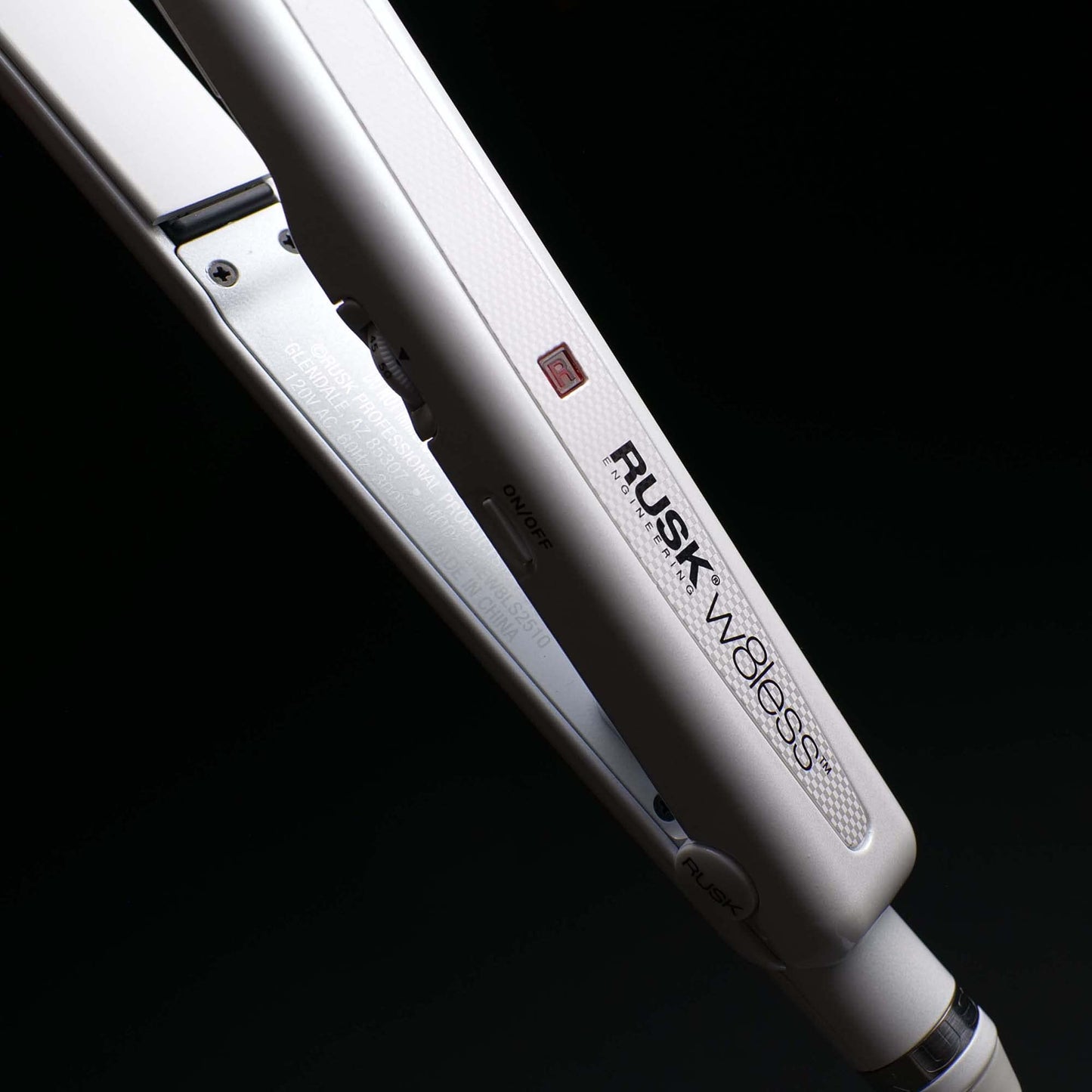 Fer à repasser professionnel RUSK Engineering W8less en céramique et tourmaline Str8, 2,5 cm, léger, infusé de tourmaline, combiné à la technologie Sol-Gel