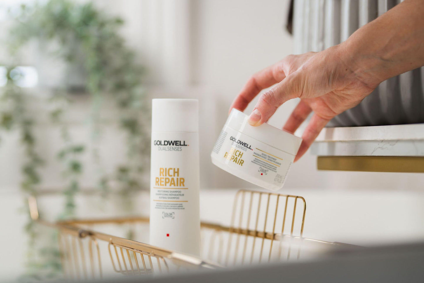 Goldwell Dualsenses 丰盈修复 60 秒护理液 200 毫升