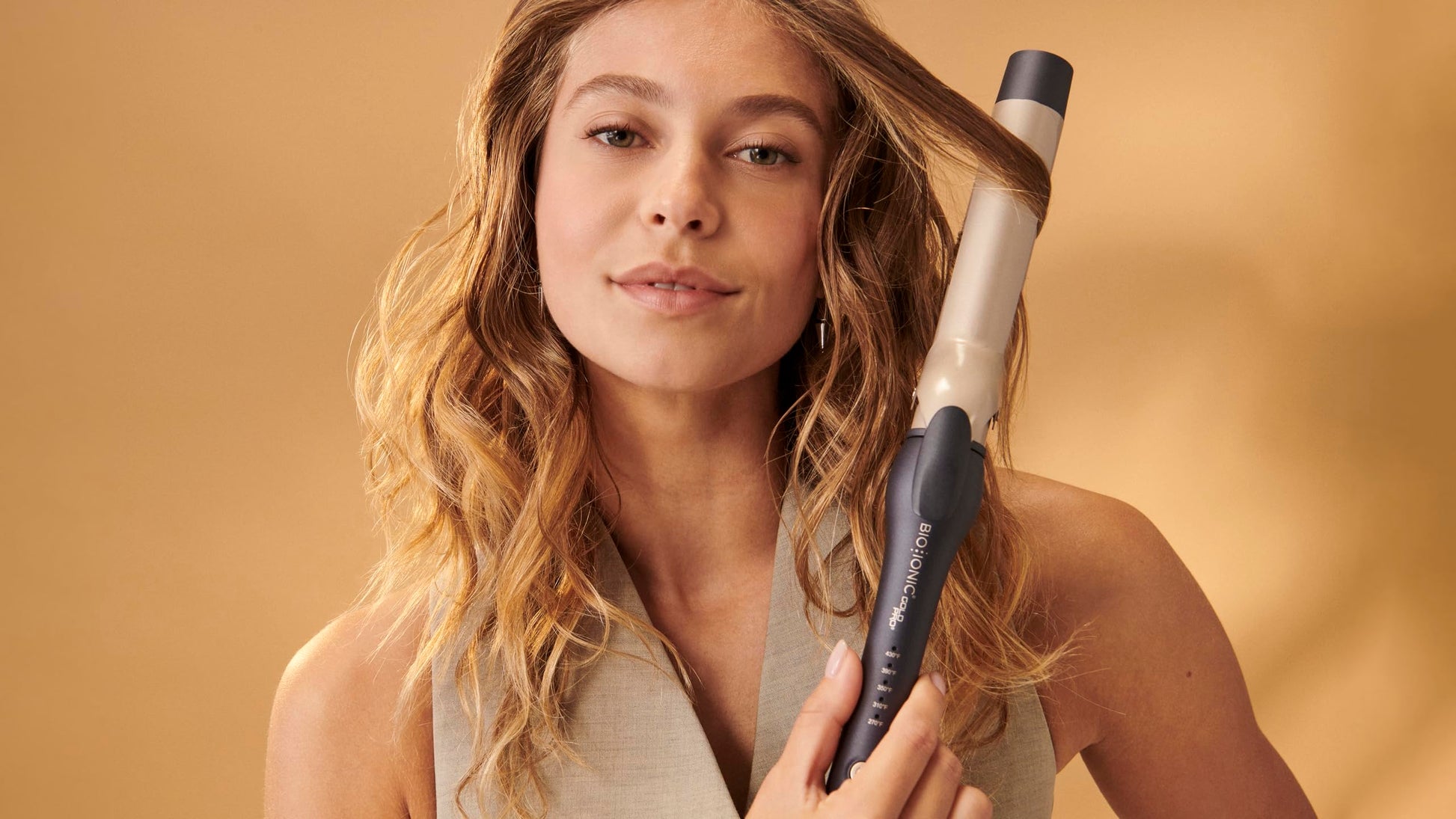 Sandy Brown Bio Ionic GoldPro 1" Curling Iron, Blue, Moisturising Heat & 24K Gold MX, New & Improved 15% Longer Barrel Ceramic Curling Iron, Adjustable Heat, Versatile Hair Styling Wand for Long-Lasting Curls