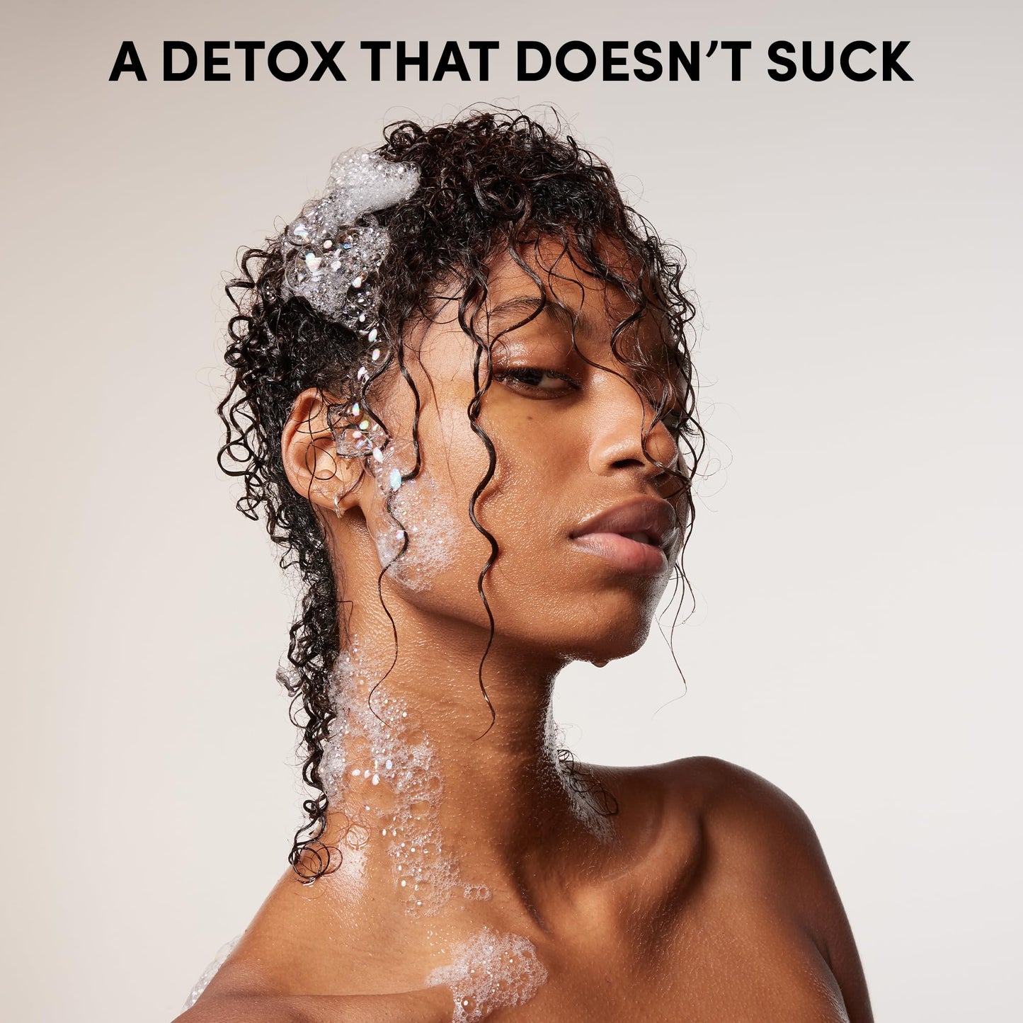 Lavender OUAI Detox Shampoo - Clarifying Shampoo for Build Up, Dirt, Oil, Product and Hard Water - Apple Cider Vinegar & Keratin for Clean, Refreshed Hair - Sulfate-Free Hair Care (16 oz)