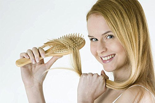 Brosse à cheveux – ELVASEN Lot de 2 brosses à cheveux en bois naturel démêlant le cuir chevelu, peigne de massage en bambou – Brosse à cheveux avec coussin en poils de bois bio pour cheveux bouclés épais